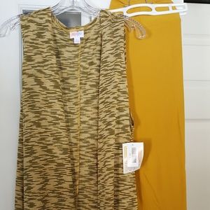 LuLaRoe leggings and Joy